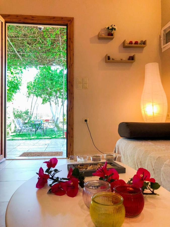 Stavros Apartments ซูกาเลดส์ ภายนอก รูปภาพ