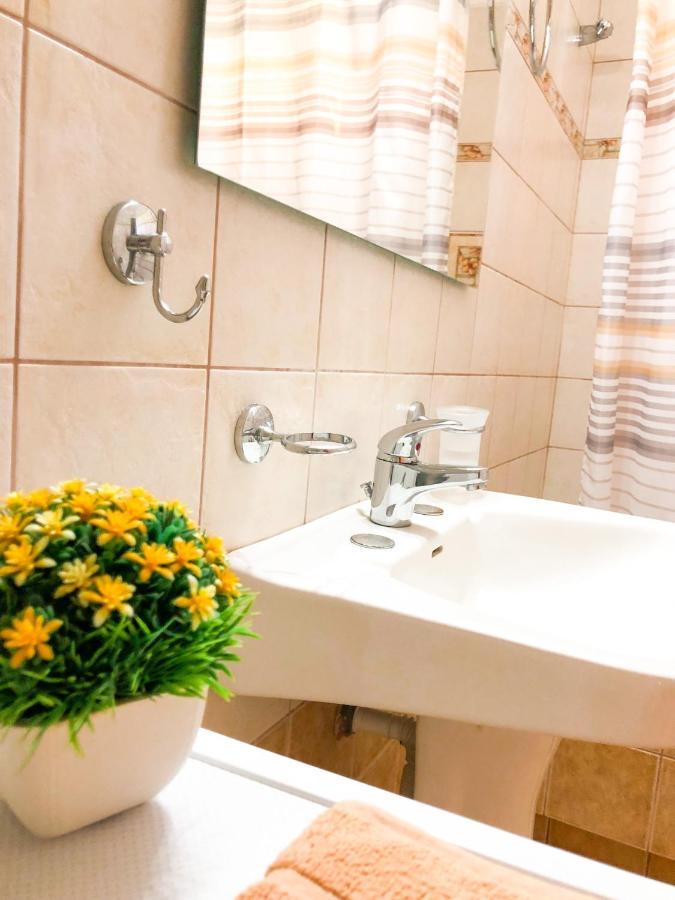 Stavros Apartments ซูกาเลดส์ ภายนอก รูปภาพ